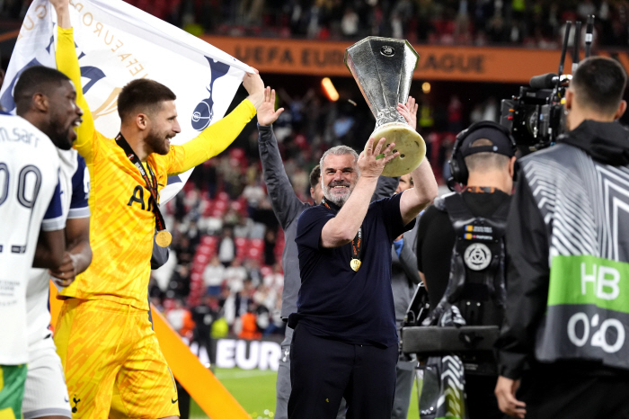 '포스테코글루 경질?' 손흥민 우승 하루 만에 '충격 소식'...EPL …
