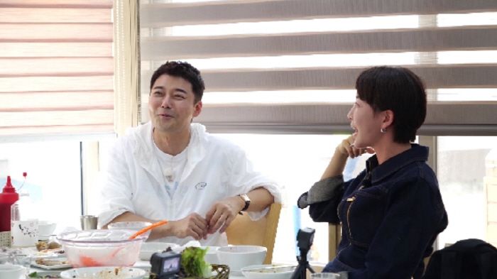 진서연 "9세 연상 남편, 이태원 클럽서 춤추다 만나..3개월만에 혼인신…