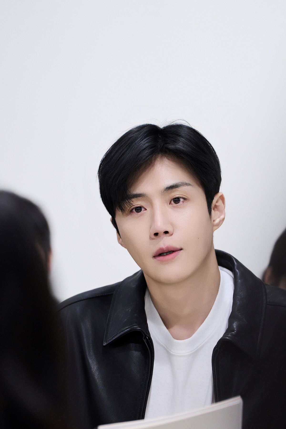 수지♥김선호 재회 한 풀까..'현혹' 2026년 공개 예고