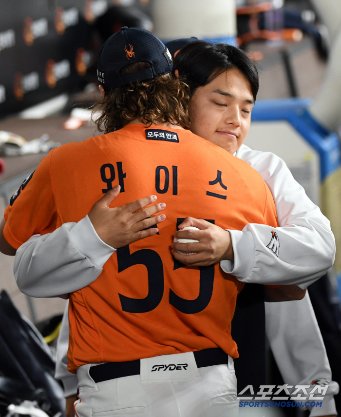 '팀타율 1위 롯데 잠재웠다' 9회 2사 만루 지워낸 한화 마무리 김서현…
