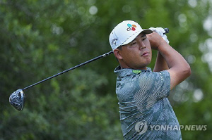 6타 줄인 김시우, PGA 찰스 슈와브 챌린지 2R 공동 28위