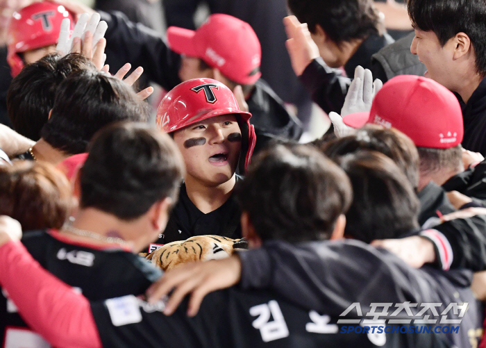 '역시 슈퍼스타 해결사' MVP 존재감 김도영, KIA 2연승 동안 10타수 5안타(2홈런) 4타점 맹활약
