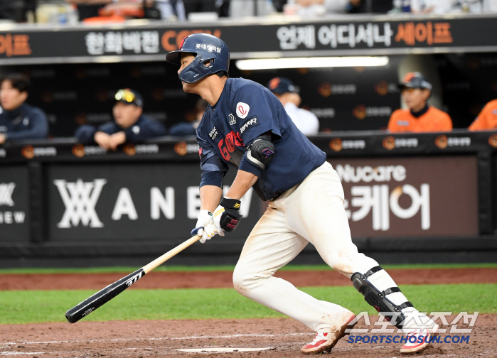 자2언츠 양보 못한다…손호영 개인 최다 5안타&결승타 미쳤다! 롯데, 연…