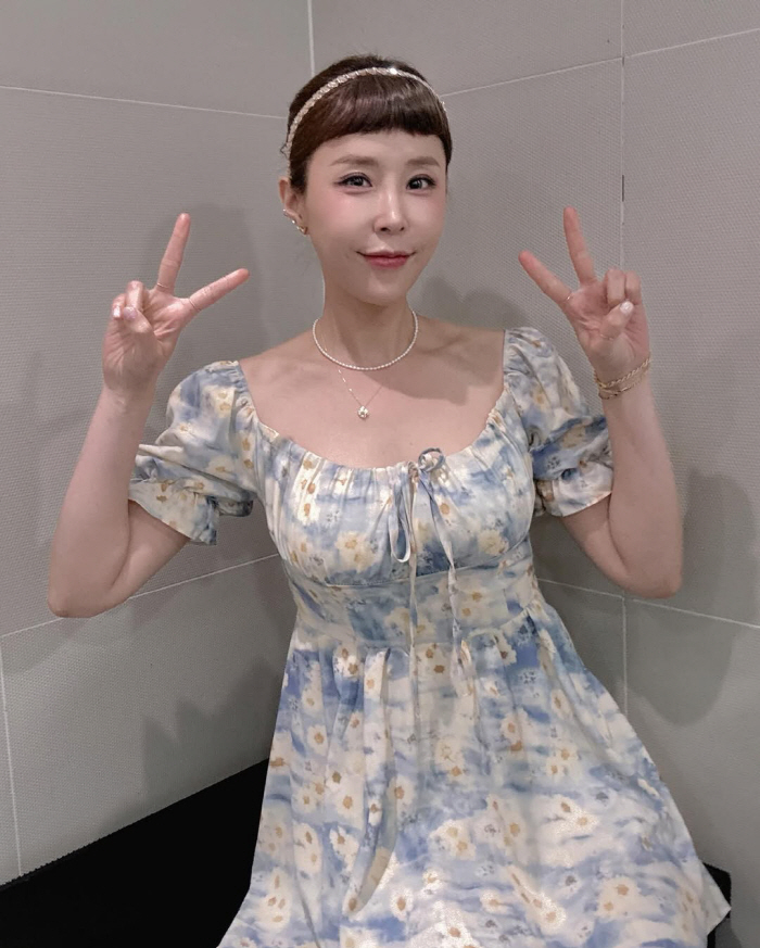 신지, 쌍꺼풀 재수술 후 확 달라진 얼굴...'또렷' 이목구비로 '리즈 …