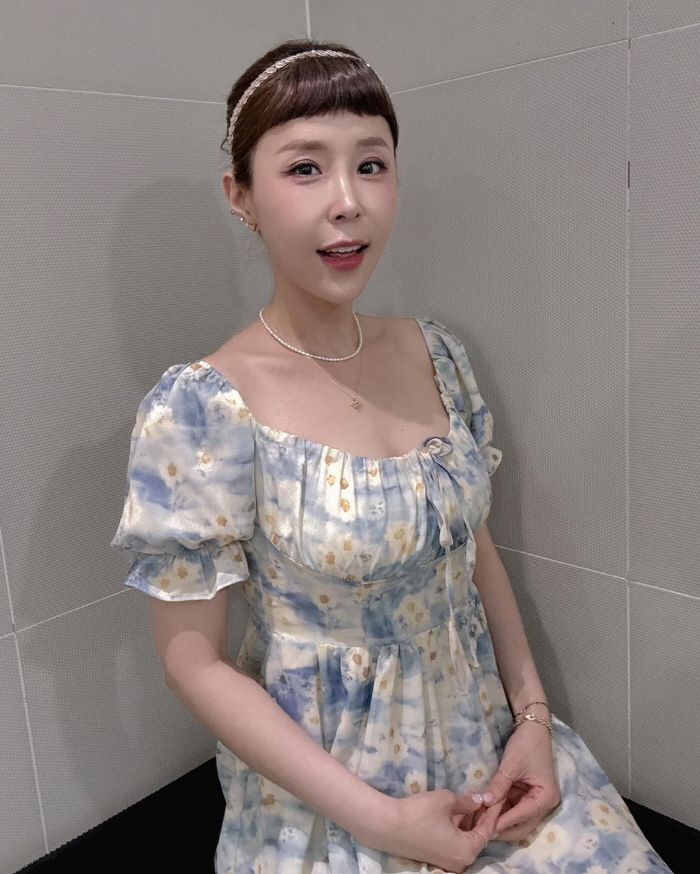 신지, 쌍꺼풀 재수술 후 확 달라진 얼굴...'또렷' 이목구비로 '리즈 …