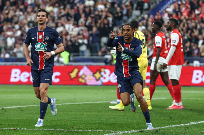 "정말 떠날 시간이야" 이강인 또 '0분', PSG 2년 연속 '프랑스 …