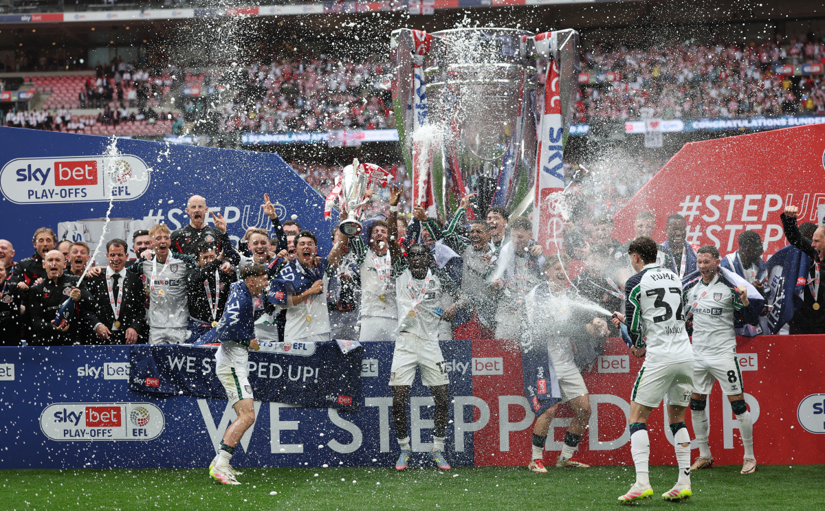 우리가 간다! 지동원의 '죽어도 선덜랜드' 8년만 EPL 복귀…'추가시간…