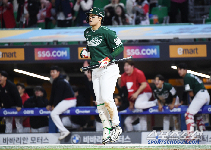 '홈런이야? 아웃이네! → 실책인가? 끝내기네!' 혼돈의 9회말, 불펜데…