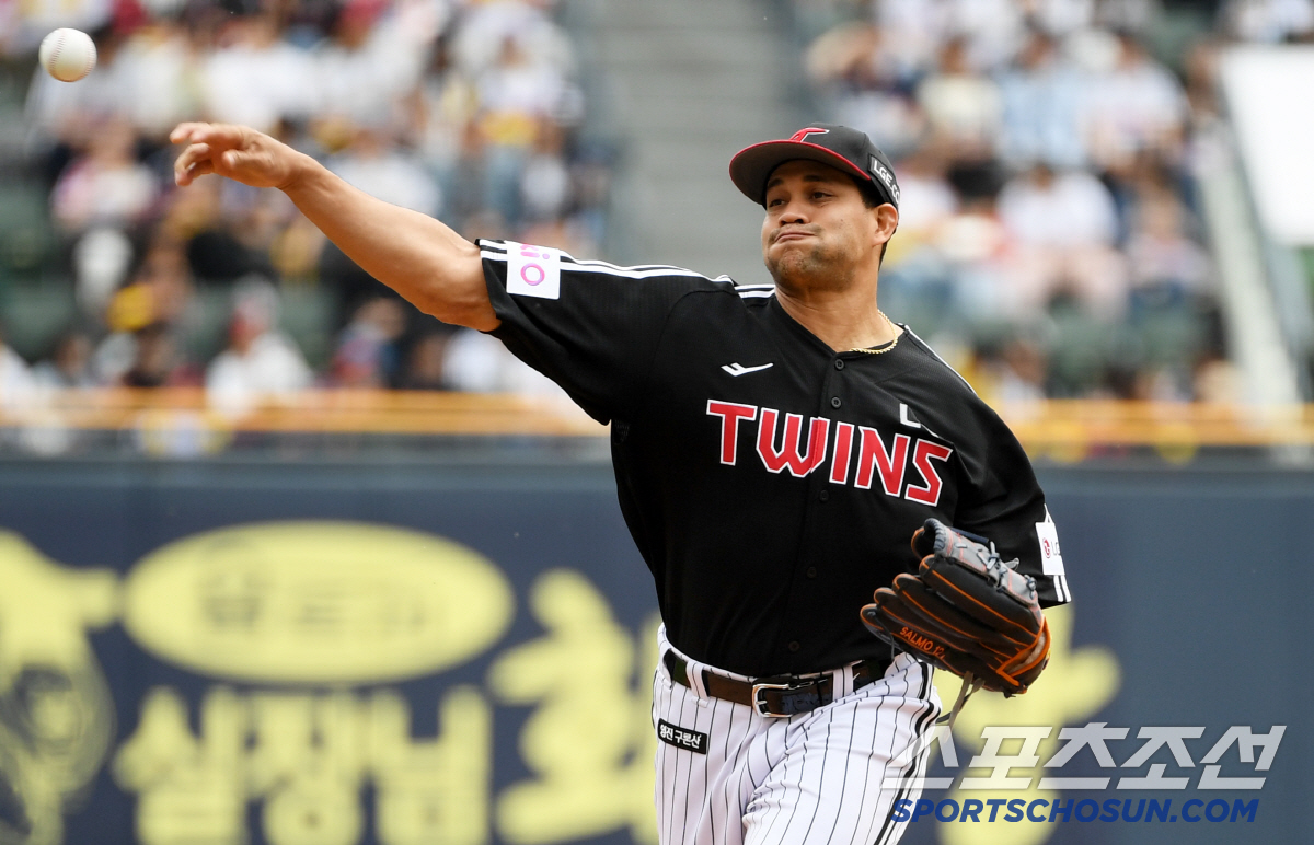 '이게 된다고?' 한주에 LG 외국인 투수 3명 등판... 水코엔윈, 金…