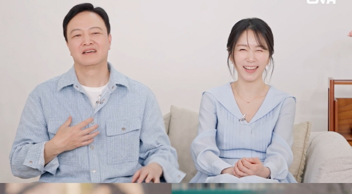 정웅인, ♥미모의 아내 아니라 딸인 줄…뉴진스 해린 언니래도 믿겠어