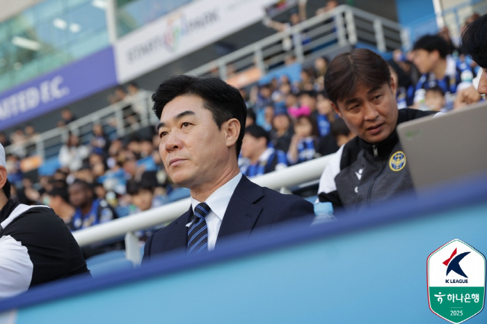 [현장 기자회견]'8연승'에도 안심은 없다...윤정환 감독, 2로빈 변수부터 걱정 