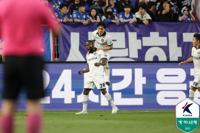 [K리그2 현장리뷰]"일류첸코 2연속 PK 실축 실화냐" 역전 기회 놓친…