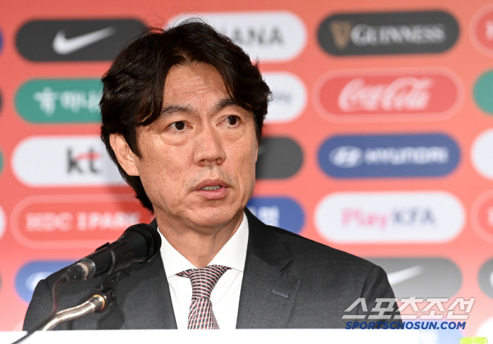 [현장 일문일답]홍명보 감독 "손흥민과 소통, 경기 소화 문제 없다고 전…