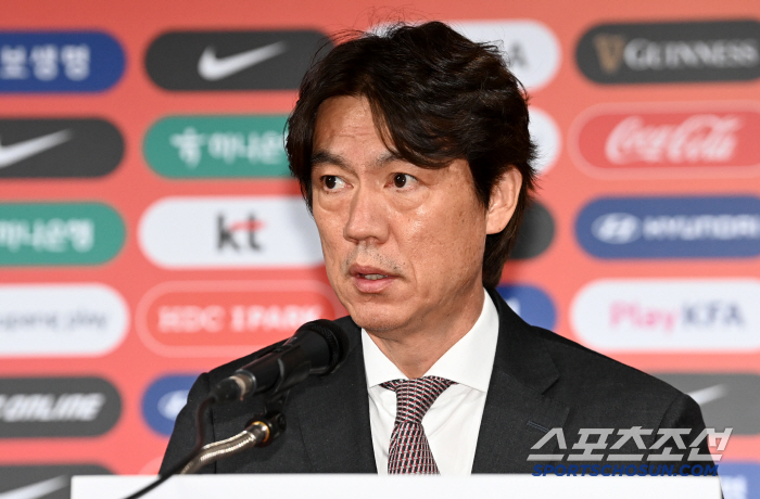 "손흥민 '배려', 김민재 '혹사'" 토트넘, 뮌헨 변수→또 엇갈린 홍명…