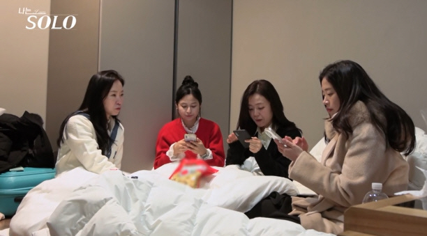 "내가 잘못 들었나"..MC데프콘도 놀라게 한 26기 솔로女 "내가 기분…