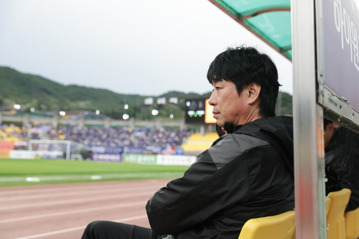 [대구 브리핑]전북전 찾은 김병수, 시원섭섭한 대구 서동원 대행 "팬들께…