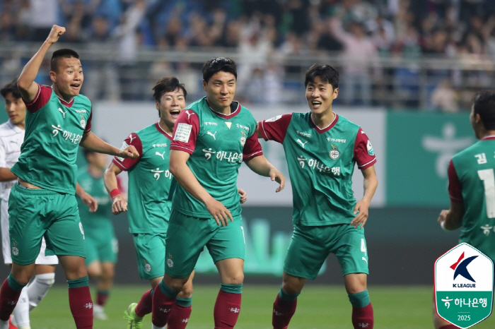 '마침내 터졌다' 조르지, 시즌 첫 골 폭발! 1도움+1기점 맹활약...…