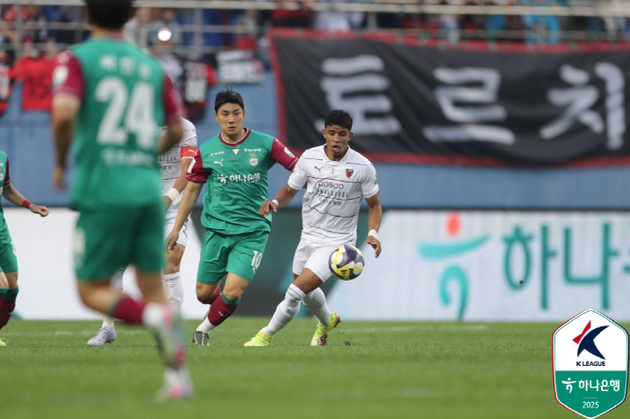 '마침내 터졌다' 조르지, 시즌 첫 골 폭발! 1도움+1기점 맹활약...…