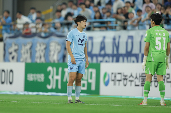[대구 리뷰]막을 수가 없다…'전진우 1G-1A' 전북 1위 탈환! 김병…