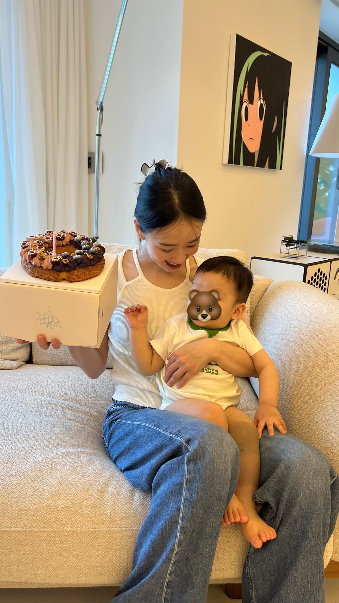 '금융맨♥' 손연재, 72억 신혼집서 열혈 육아...母 껌딱지 '1살' …
