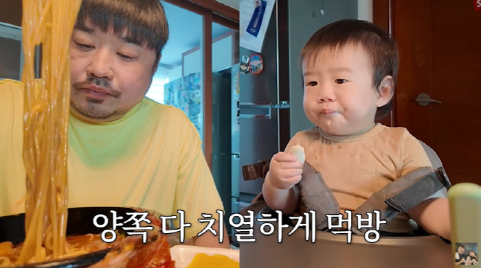 이은형 子 현조, 누가봐도 강재준 아들 맞네...10개월에 벌써 먹방 "…