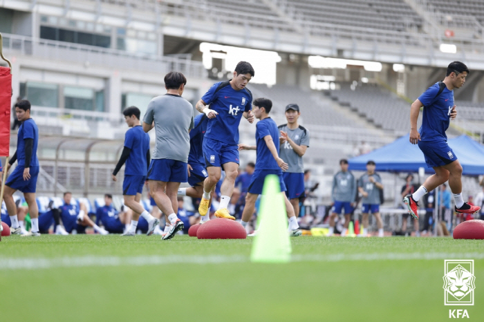 [인터뷰]홍명보가 강조한 '애국심'…1년만에 재발탁 최준, "국대 데뷔전…