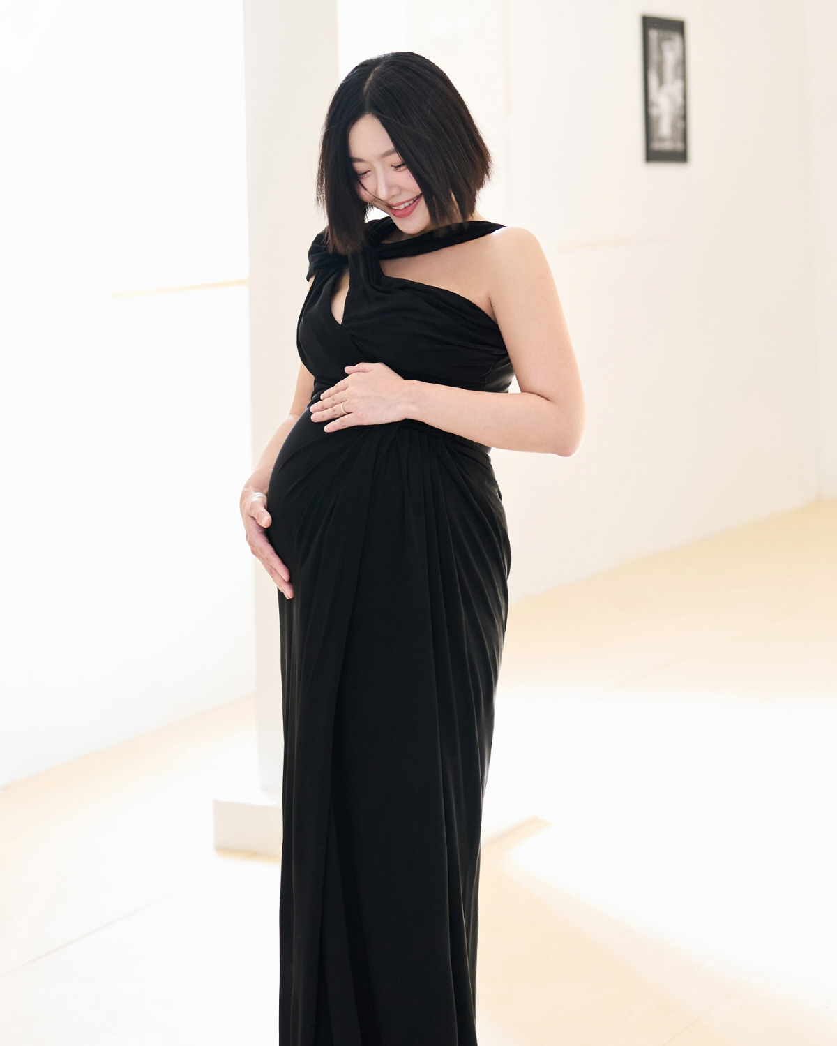'10살 연하♥'레이디제인, 시험관 끝에…벌써 만삭 D라인 자랑 [SCi…
