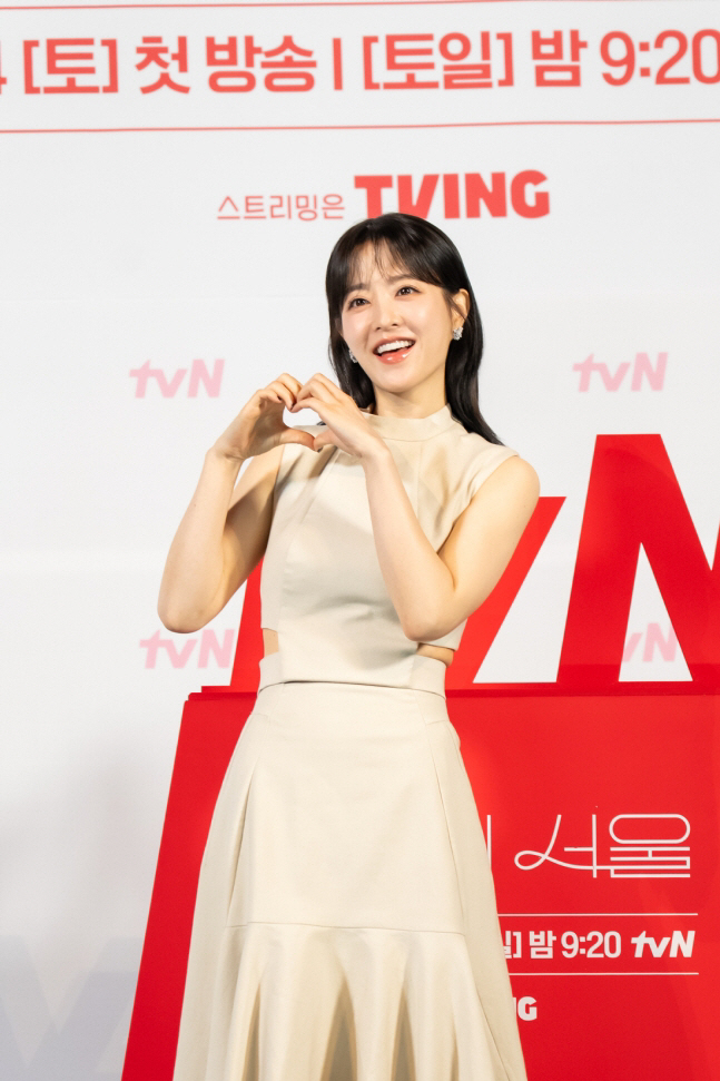 박보영, '청춘의 자화상' 통했다..데뷔 이래 첫 1인 4역 '미지의 서울' 화제성 1위