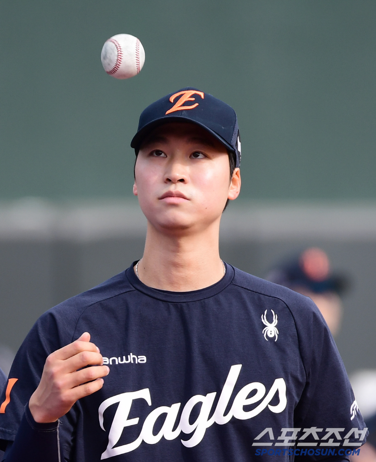 '78억 탓인가?' 에이스 될 필요도 없다…'리그 최강' 폰세-류현진-와…