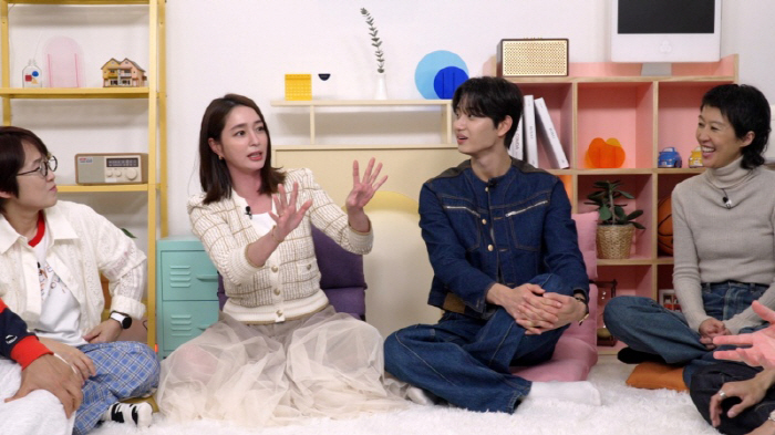 이민정, 육아 만렙 인증 "子 생일에 친구 22명 초대, 마이크 잡고 진…