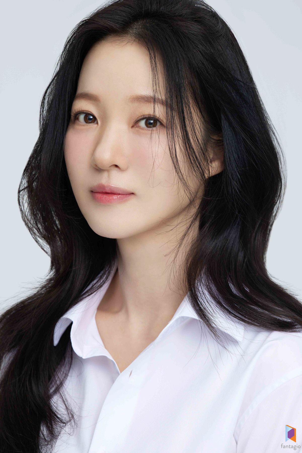 [공식]전여진, 차은우 손 잡았다…판타지오 전속계약 체결