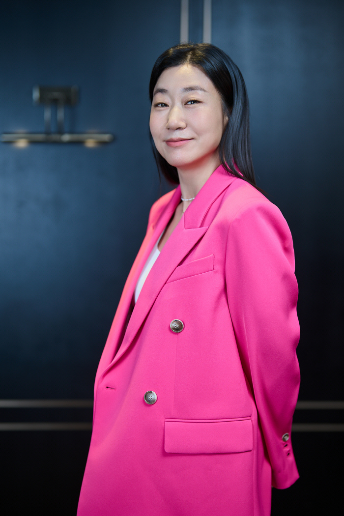 [인터뷰①] '하이파이브' 라미란 "유아인, 힙하게 잘 나왔지만…받아야 …
