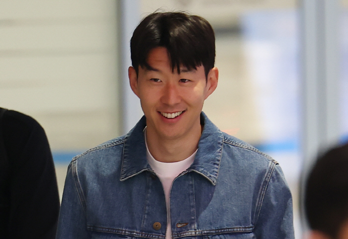 '현지 합류 아닌 고국行' 태극마크에 진심인 '캡틴' 손흥민…"우승 다음…