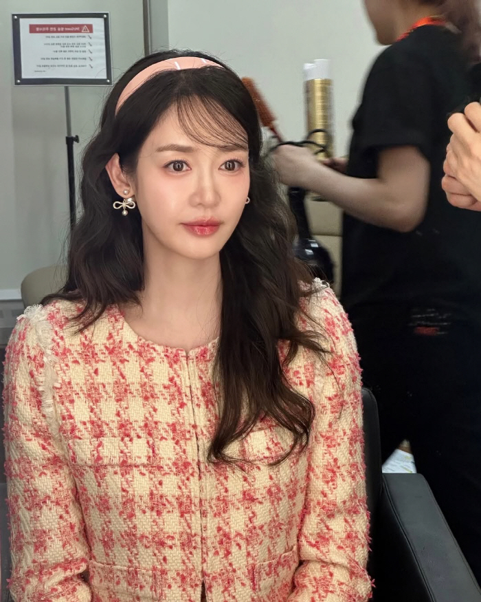 '남편 구속' 성유리, 힘 제대로 줬다...한껏 꾸민 '요정 비주얼'