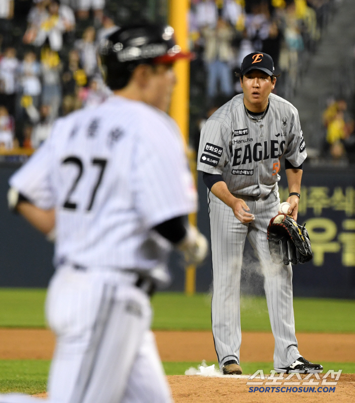 '4:0→4:4→6:5' 채은성 11회 2사후 투런포→2사 만루 헛스윙 …