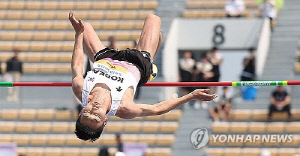 우상혁 출전하는 亞선수권 높이뛰기 결선, 오후 8시 10분으로 변경