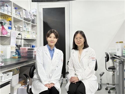 왼쪽부터 정주연 석박사통합과정, 정현정 교수 [KAIST 제공. 재판매 및 DB 금지]