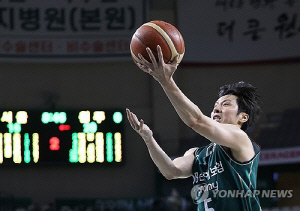 '시래대잔치' 벌인 포인트가드 김시래, 농구화 벗기로