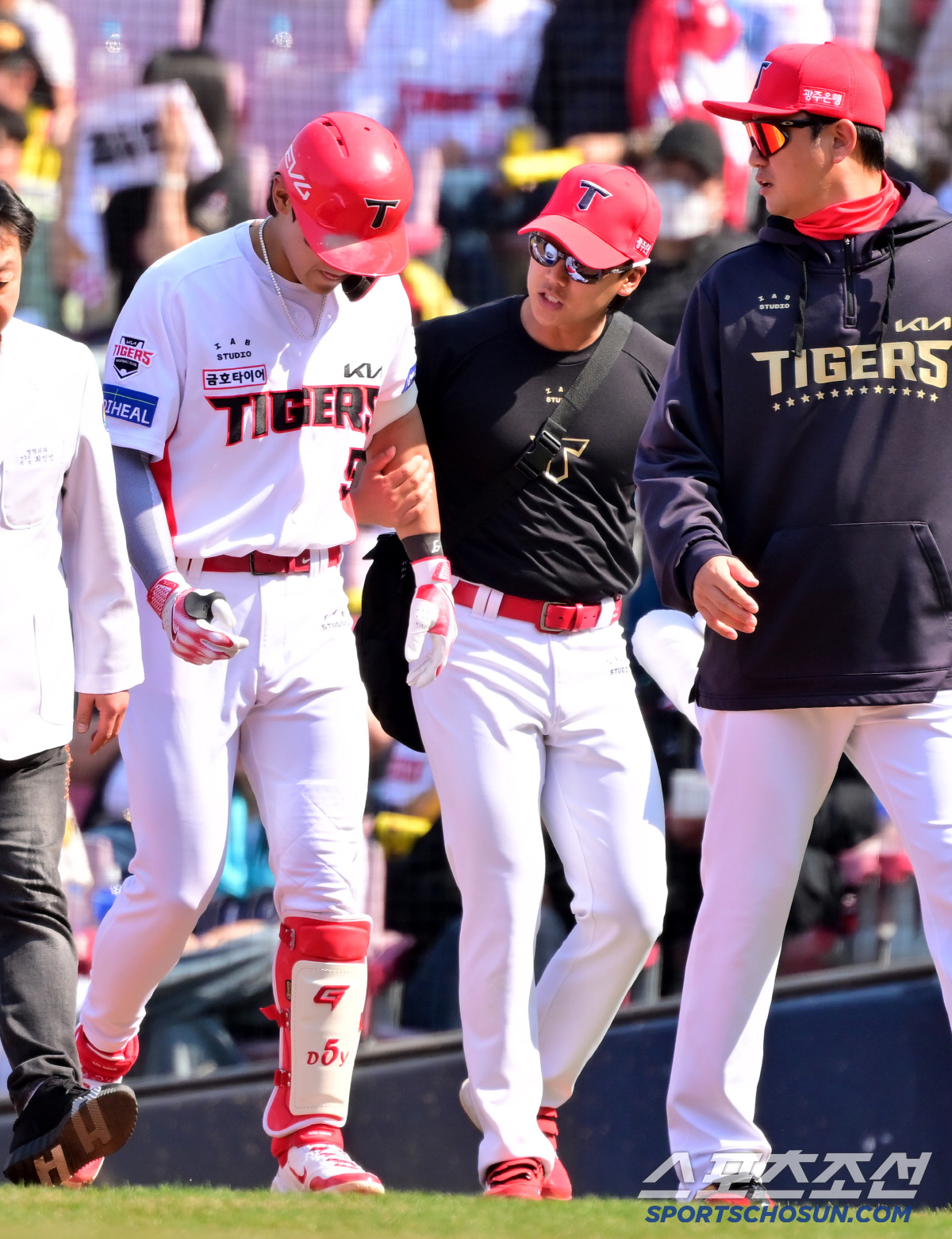 김도영 햄스트링→박찬호 무릎→김선빈, 나성범 종아리→또 김도영...KIA…