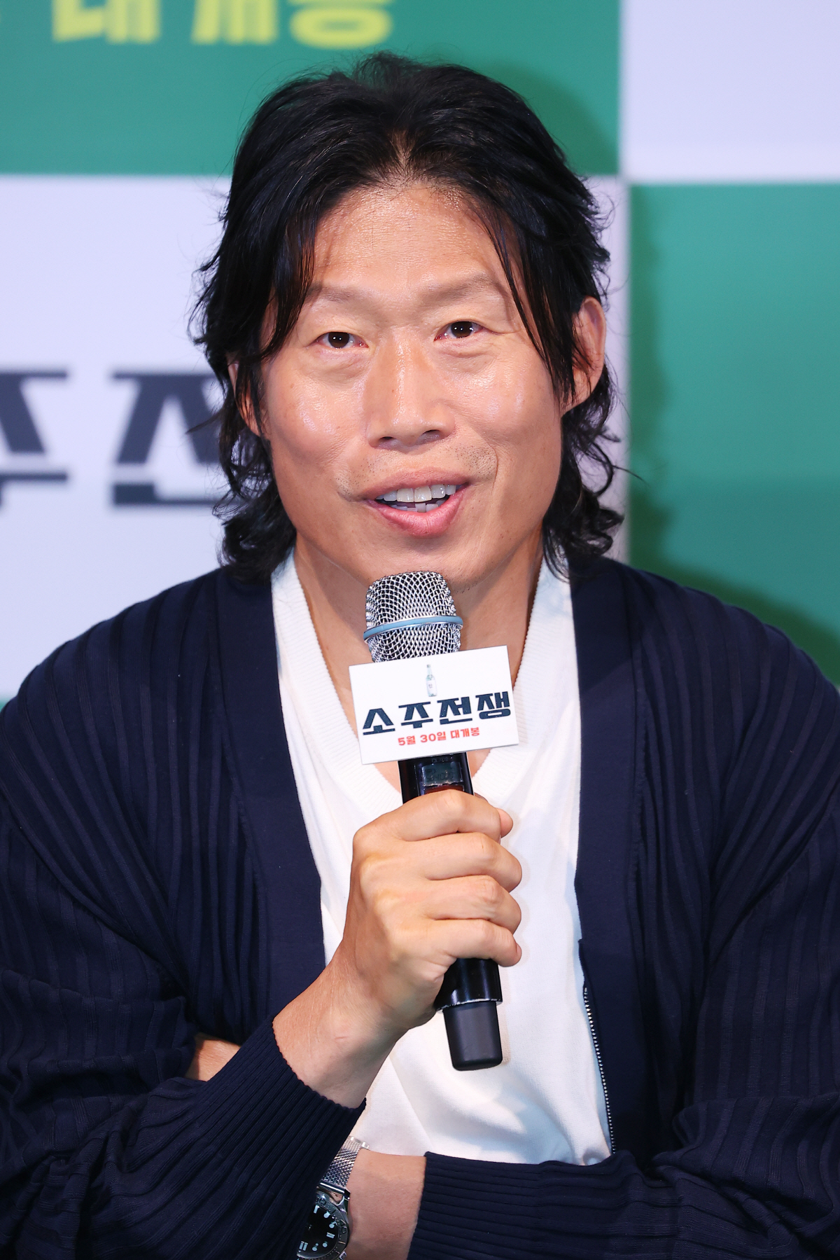 [SC현장] "숙취 남는 영화"…감독 퇴출 '소주전쟁', 내홍 딛고 관객…