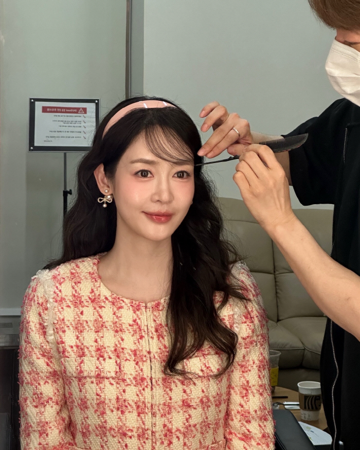 '남편 옥살이'에도 여전히 공주님…성유리, 조용히 본업 복귀[SCin스타…