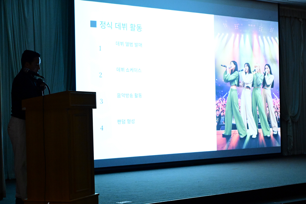 '포스트 김연경 시대' V리그 생존전략, 'K-POP과 프로야구' 배우자…