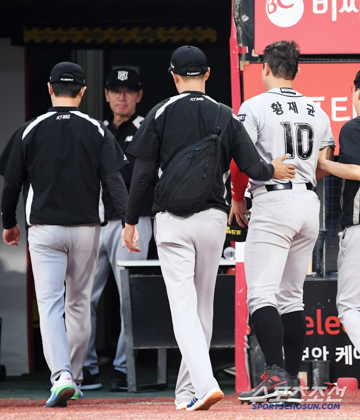 '또 햄스트링이야?' 투혼의 선취 득점 후 쓰러졌다…"병원 검진 예정"[…