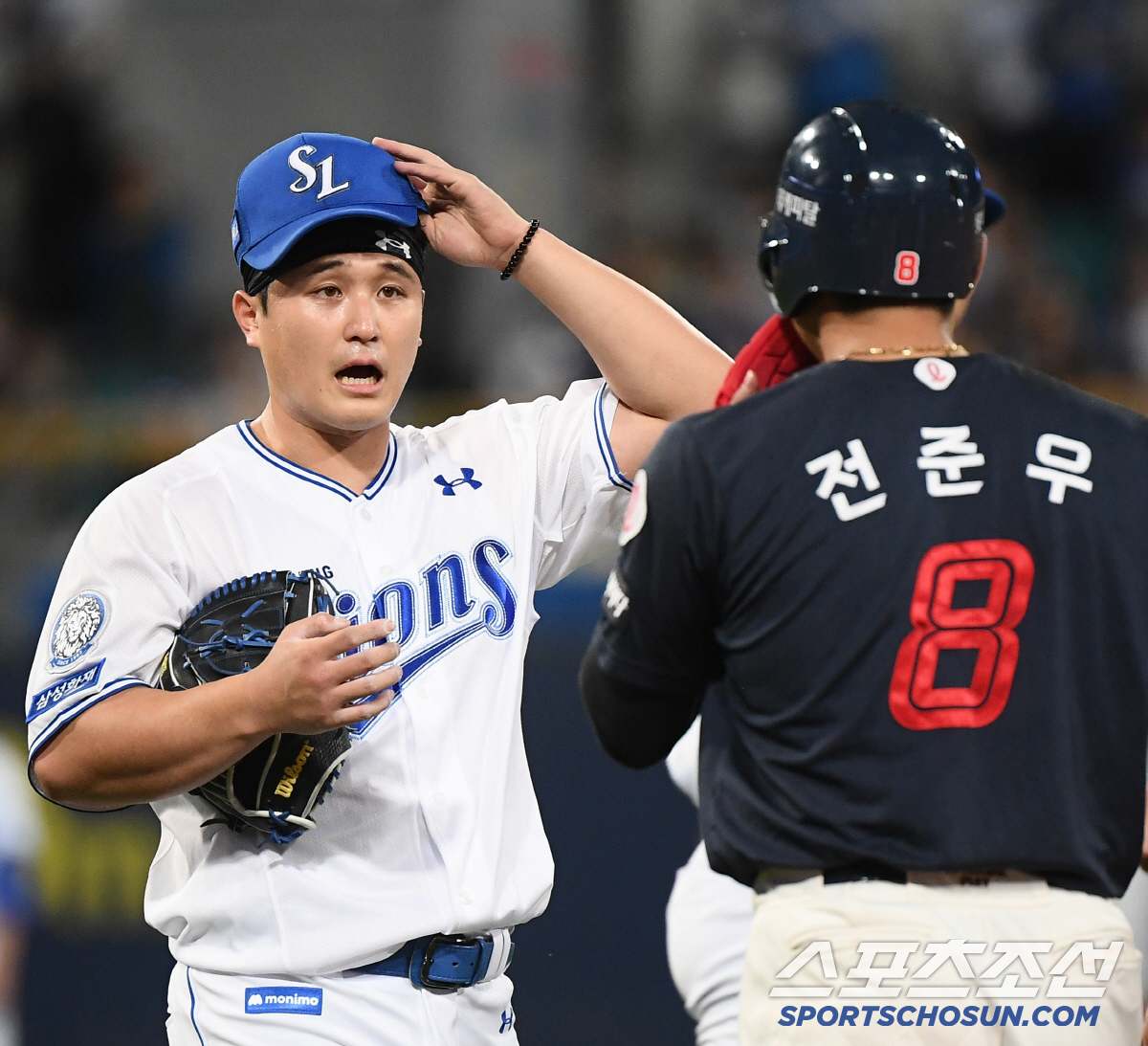 '2연속 충돌' 전준우-최원태, 사상 초유의 '벤클 재발' 일촉즉발 위기…