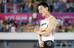 아시아 제패한 우상혁, 다시 세계로…올림픽 챔피언 커와 경쟁