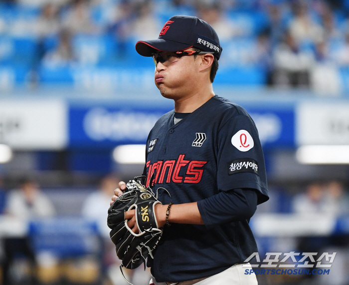 '나왔다 하면 100구 돌파 → 리그 최다 투구 1위' 책임감도 좋지만……