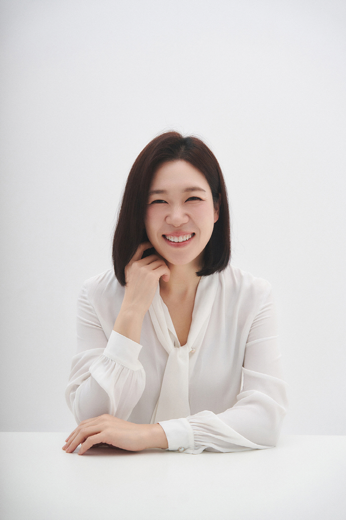 염혜란, '폭싹' 아이유母 맞아?…독보적인 아우라 완성