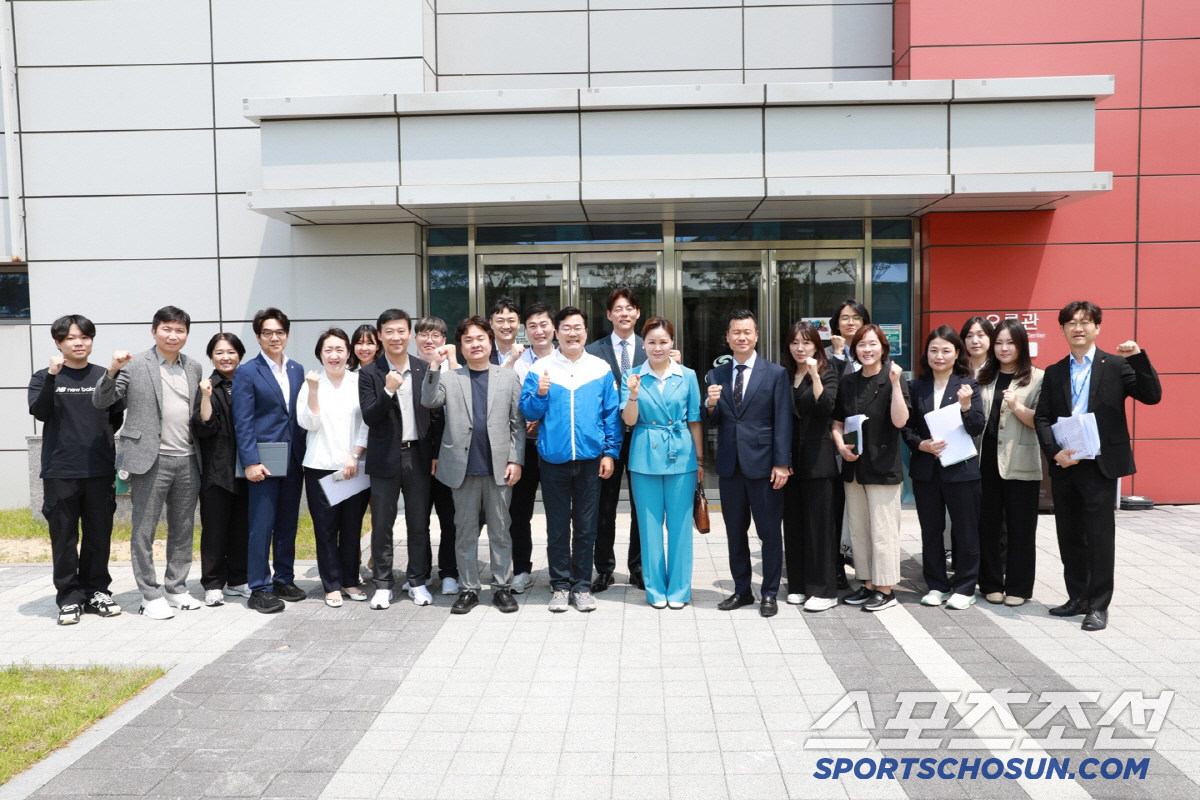 "체육인 중심 체육정책" 더불어민주당 박찬대 원내대표X'우생순'임오경 의…