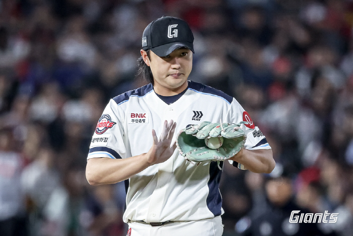 정철원 어퍼컷 → 출격 준비! 지켜보는 김원중의 속내 "안했으면 좋겠는데…