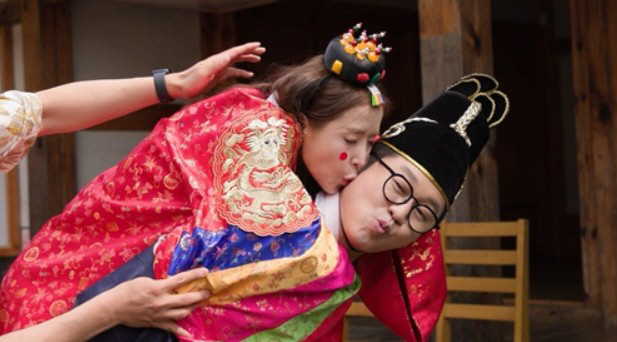 지상렬♥신지, 역사적인 첫 뽀뽀…핑크빛 러브라인 결실?(살림남)